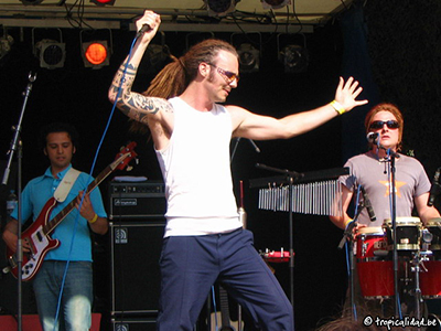 Savana Station (Phillippo Fierens): "Ik weet dat ik niet Jamaicaans klink maar ik heb wel altijd reggae willen zingen, en misschien vinden de mensen hier het wel verfrissend om eens een ander soort stem te horen!"