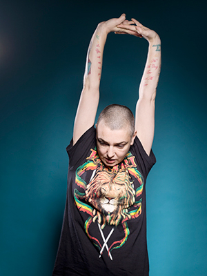 Sinéad O'Connor: "Muziek kan ruimtes creëren waar God bestaat buiten de religie!"