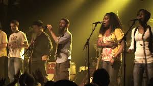 VK uit zijn dak voor Groundation