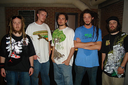 SOJA (Jacob Hemphill): "What we really try to do is to bring some old truths out there but wrap them in a new style of music."