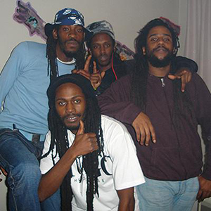 Rasites: "We all decide things together."