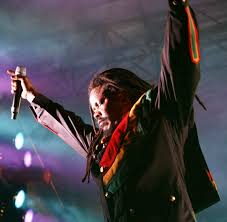 Luciano superieur in Petrol