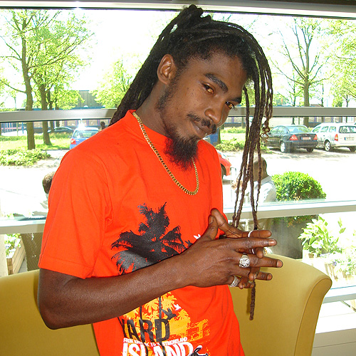 Jamelody: "Rastafari means righteousness, oneness and cleanliness!"