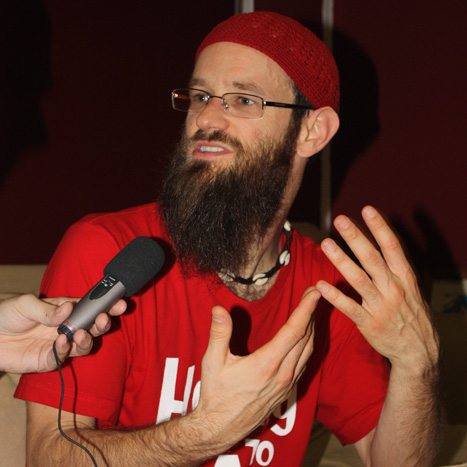 Harrison Stafford (Groundation): "I tend to stick to a couple of simple rules: killing is wrong and war is wrong!"