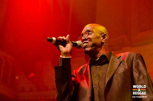 Frankie Paul : "I go to pray every Friday"