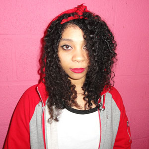 Hollie Cook: "When I was still a little girl, I was always singing and dancing and putting on little shows for my parents and friends!"