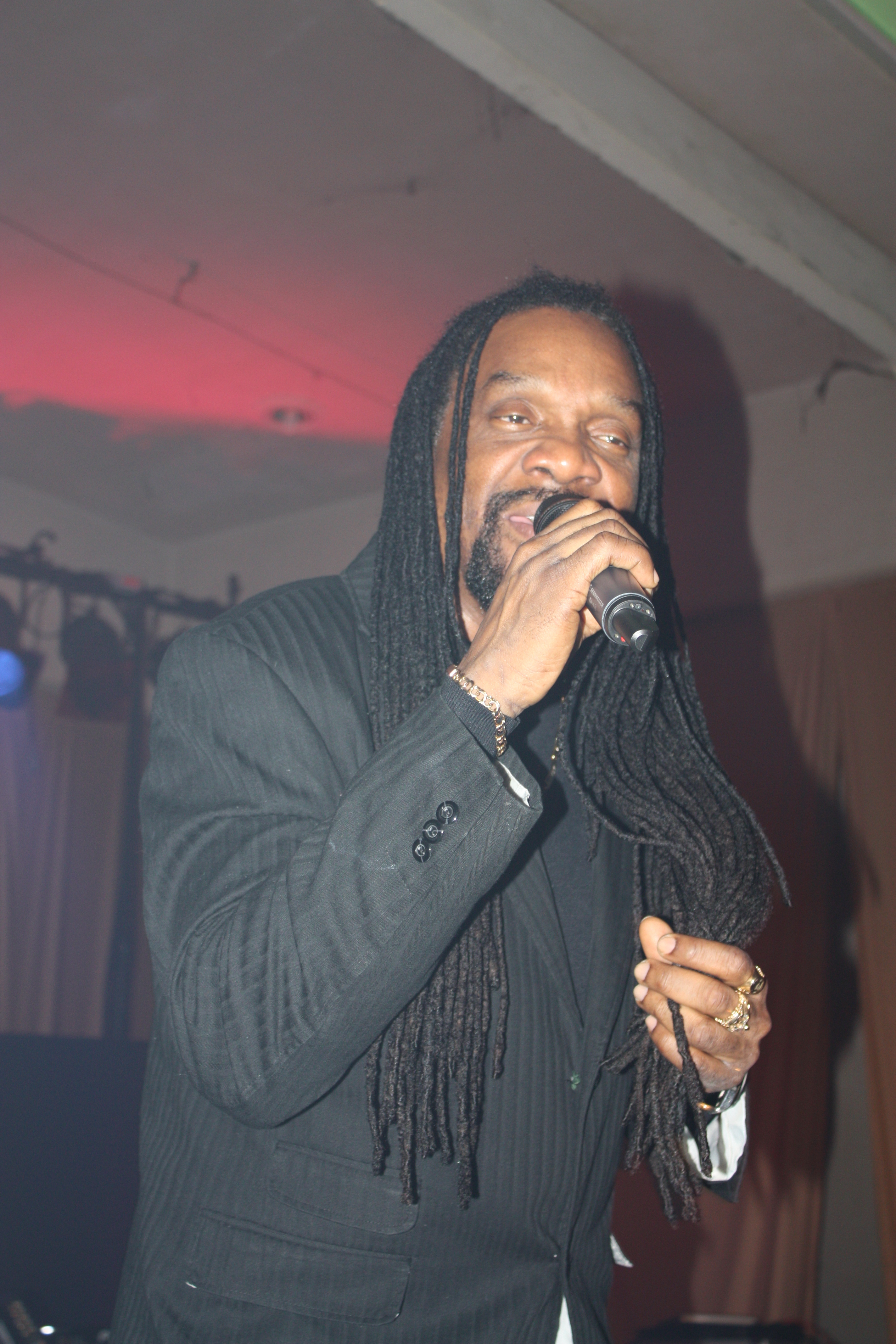 Glen Washington in Bornem