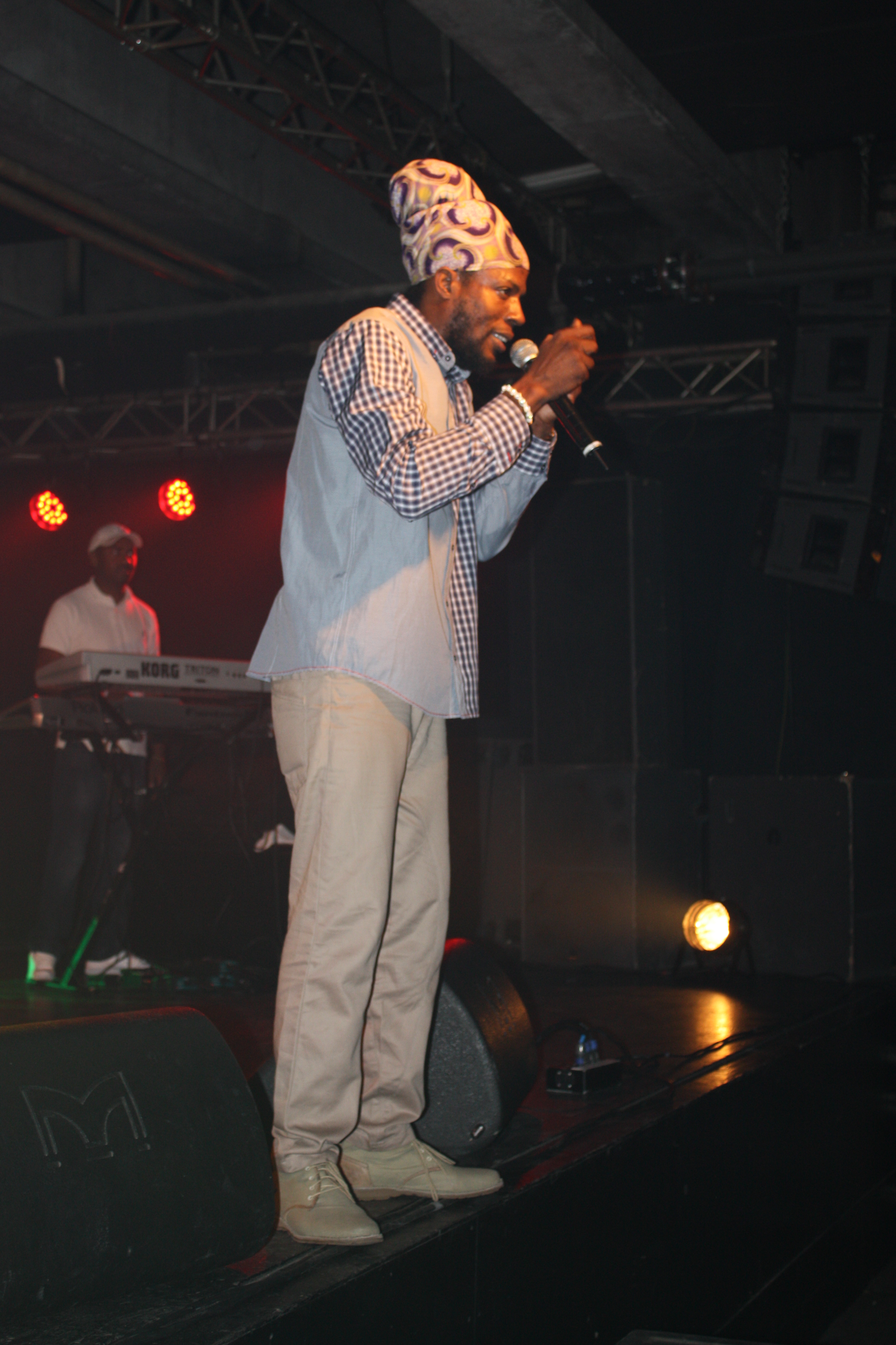 Jah Mason: fire 'pon Petrol!