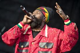 King of Fire & Fitness (Capleton, Petrol)