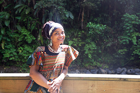 Sista Jahan: "Je me retrouve dans ce style musical quand il est empreint d'un message conscient, constructif et positif!"