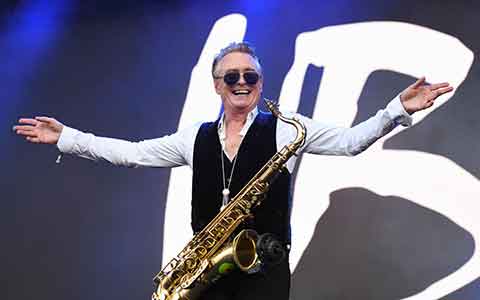 R.I.P. Brian David Travers (1959-2021): UB40-saxofonist blaast zijn laatste noot