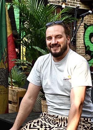 Zino Meeus (Bar Bruur): "Ik hou ervan om de dingen organisch te laten groeien zonder dat ik ga rondbazuinen hoe goed we zijn!"